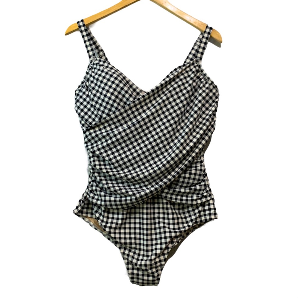 Old Navy Wrap-Front Underwire One-Piece Swimsuit